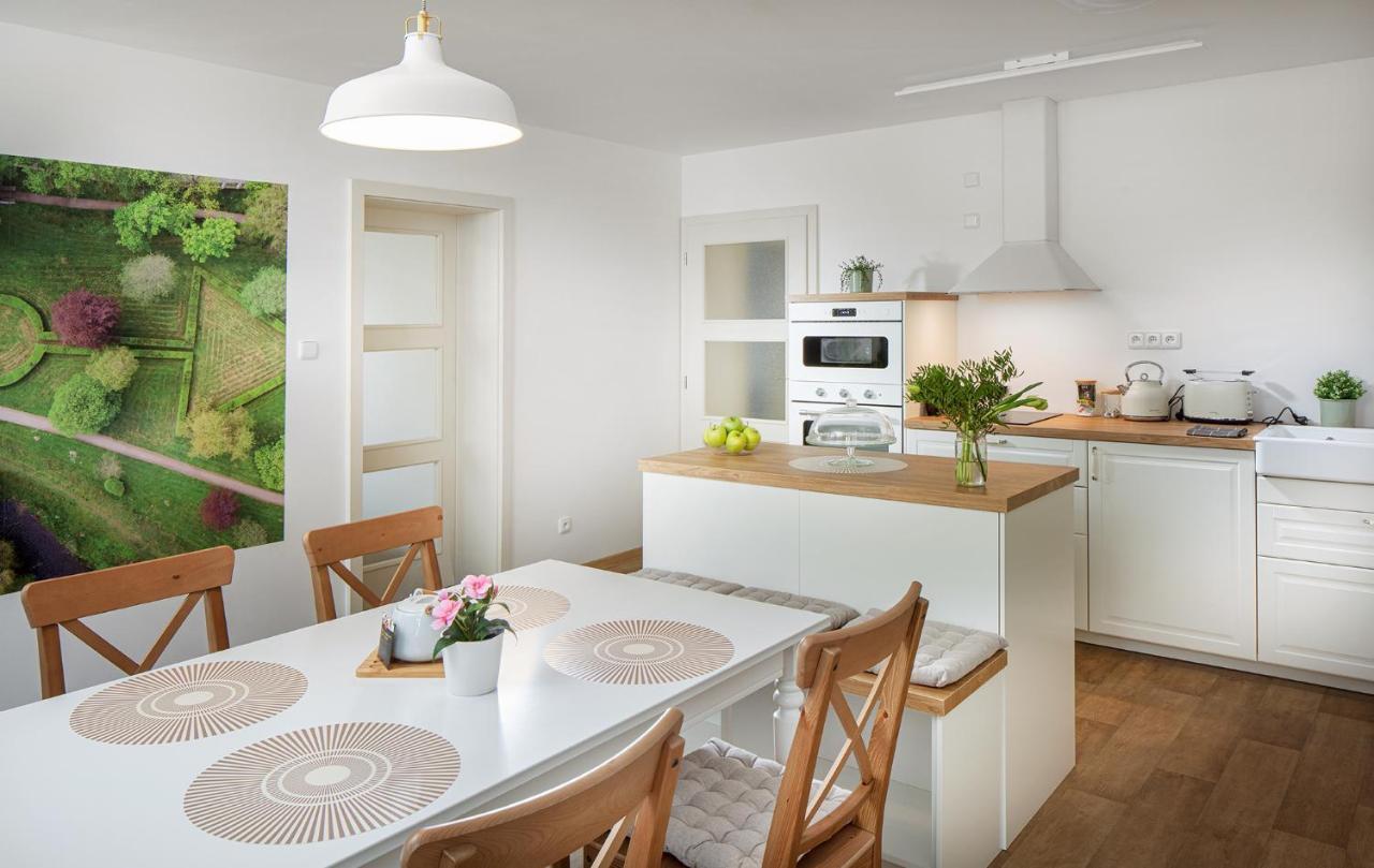 Apartmany Myslivna اوستروف المظهر الخارجي الصورة